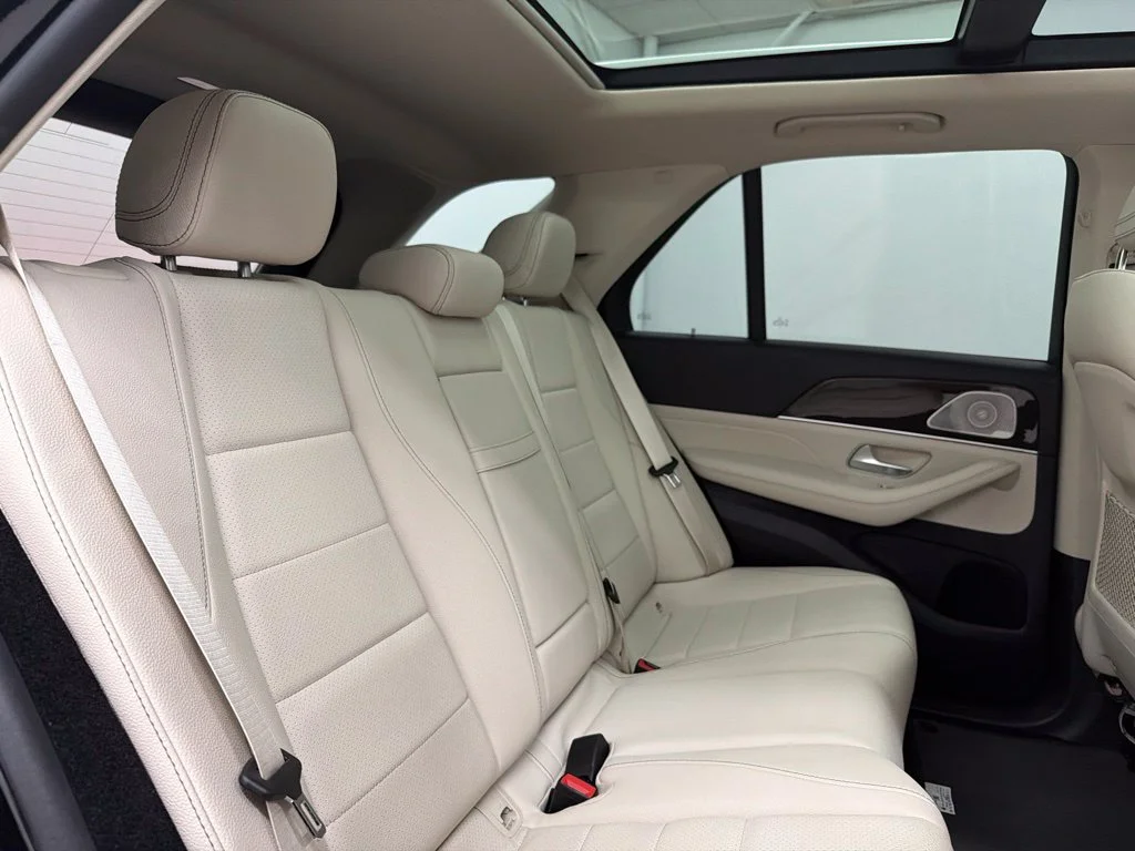 Certified Used 2024 Black Mercedes-Benz GLE 450e image 30