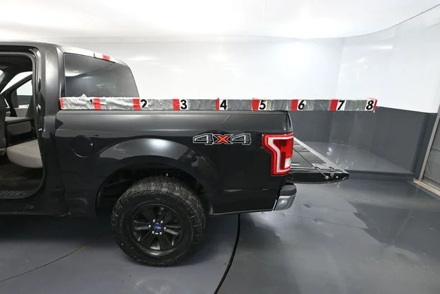 2015 Ford F-150 XLT - Photo 35