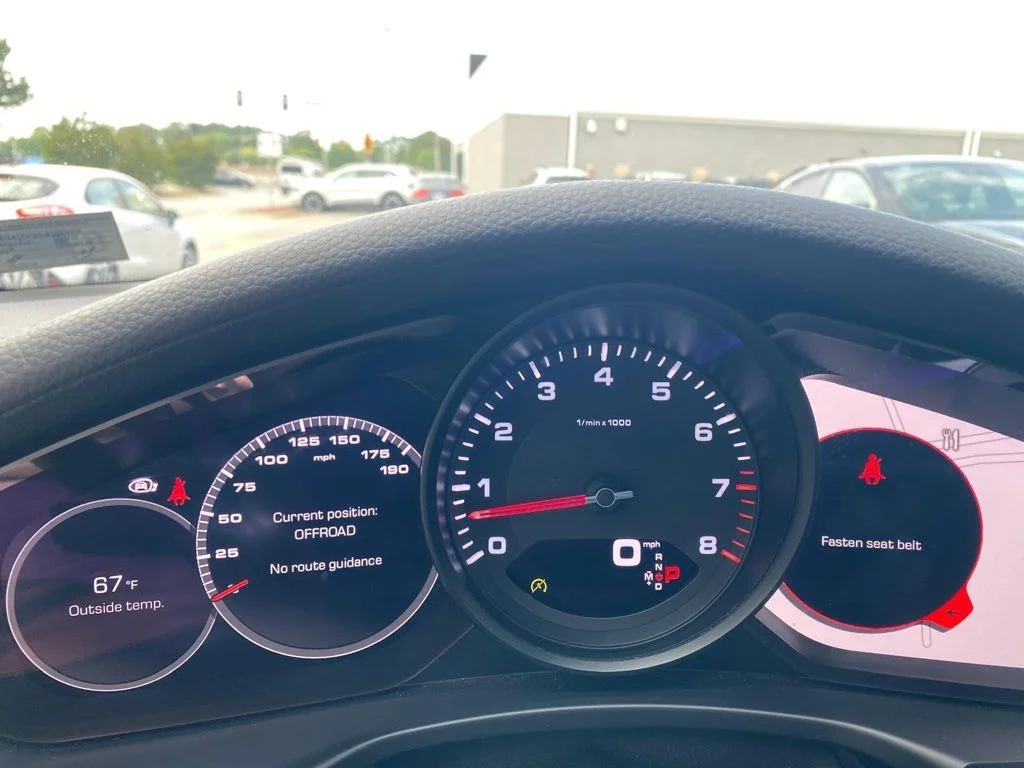 Used 2018 Silver Porsche 4 image 24
