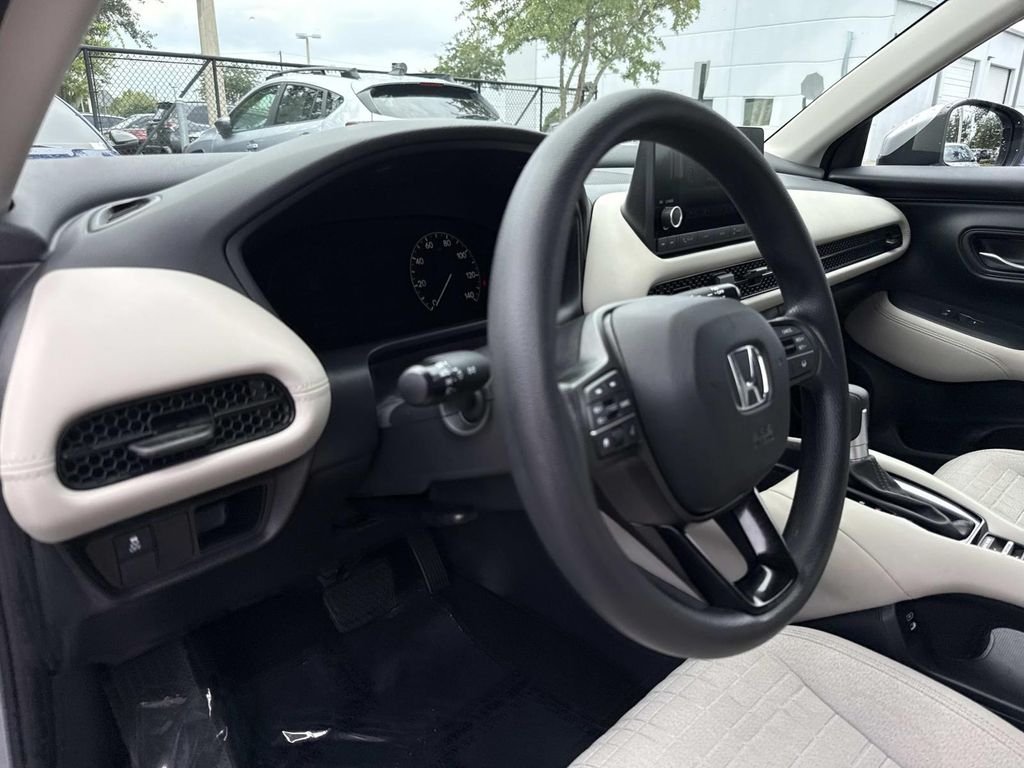Used 2024  Honda LX image 23