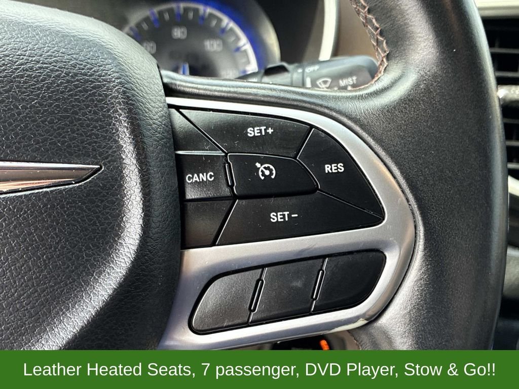 Used 2017 Black Chrysler Touring L image 27