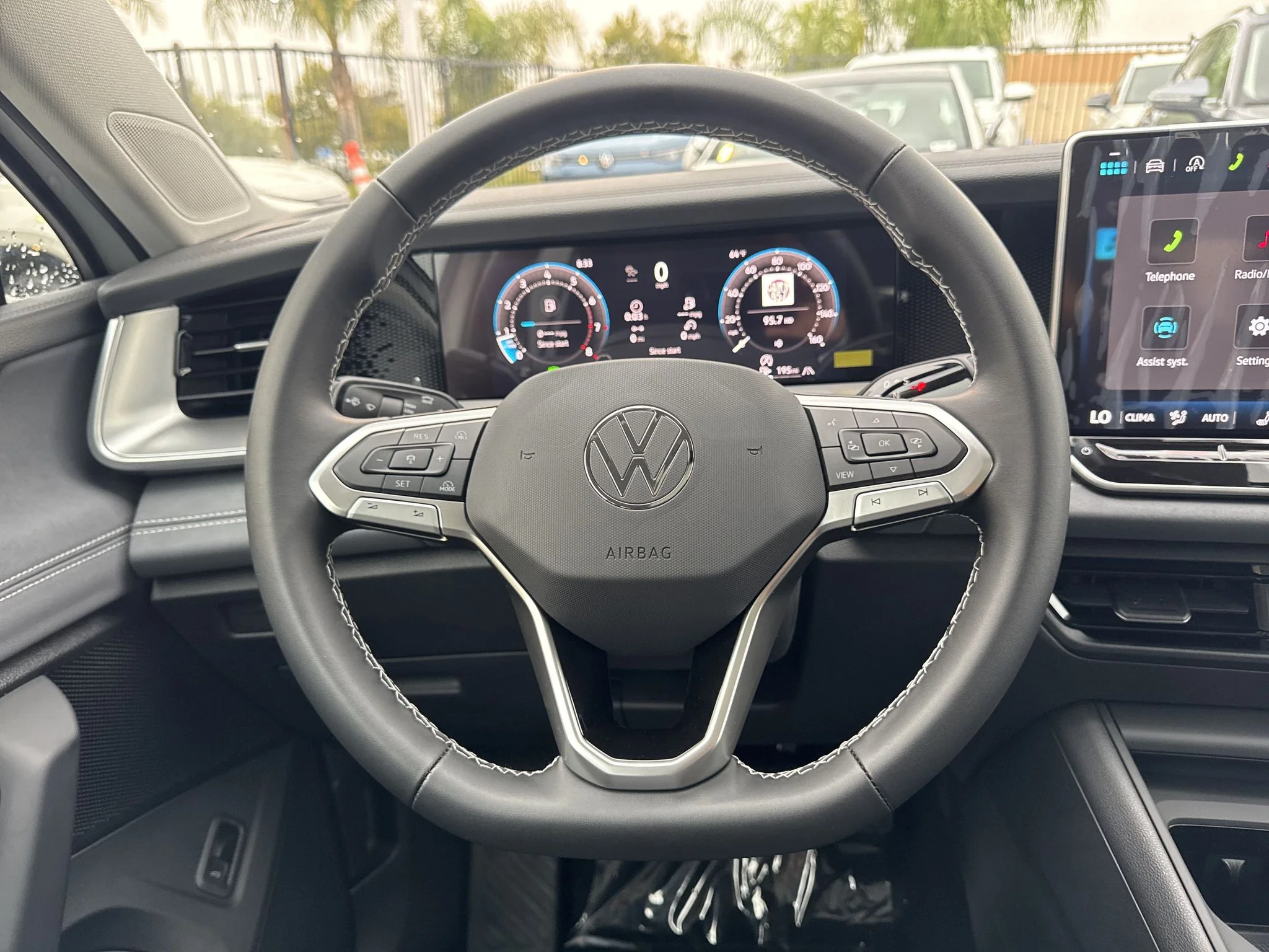New 2026 Pure White Volkswagen SE image 18