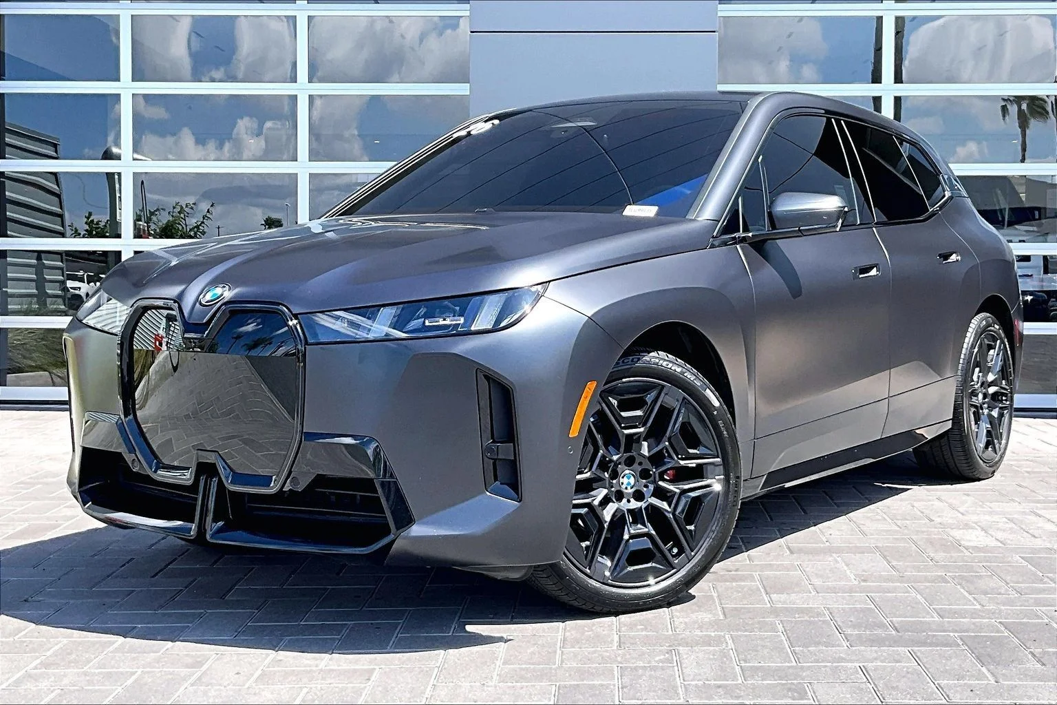 2026 BMW iX xDrive45's photo