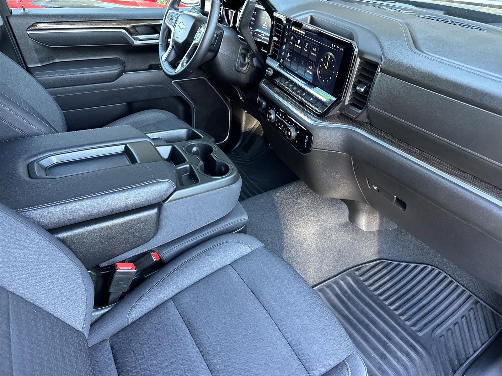 2025 Chevrolet Silverado 1500 LT - Photo 35