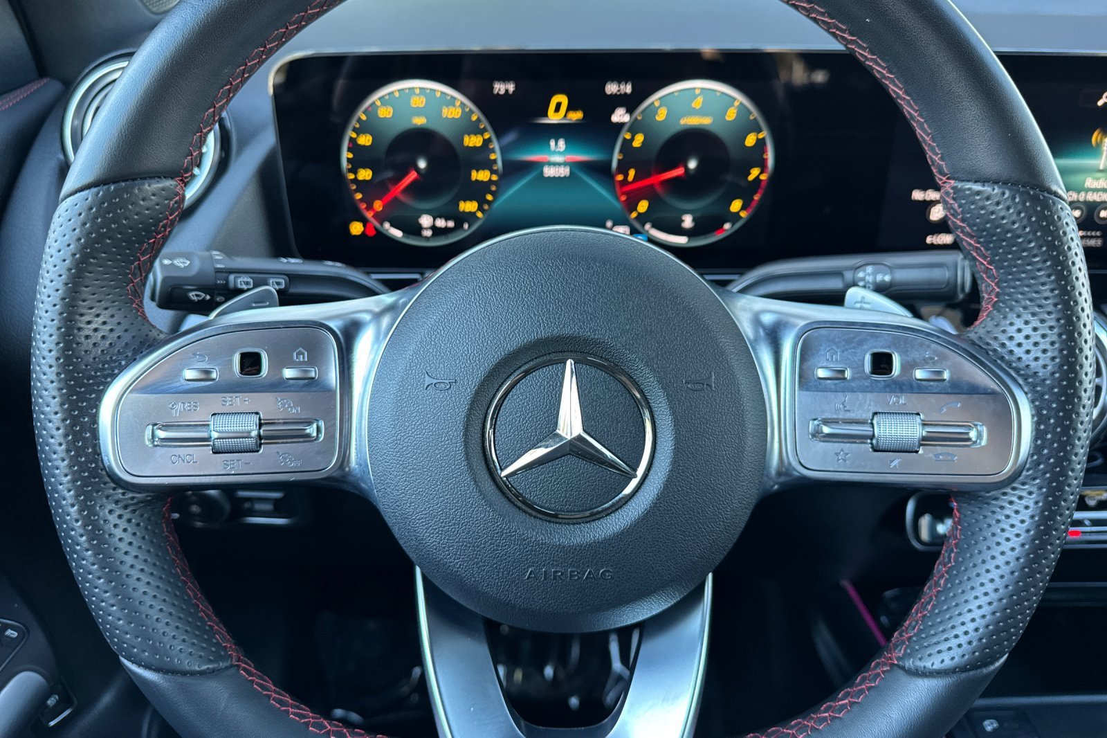 Used 2023 White Mercedes-Benz GLA 250 image 23