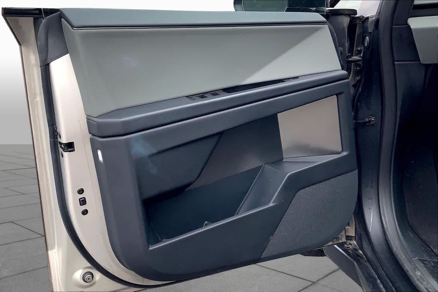 Used 2025 Ultra-Hard Stainless Steel Tesla  image 21