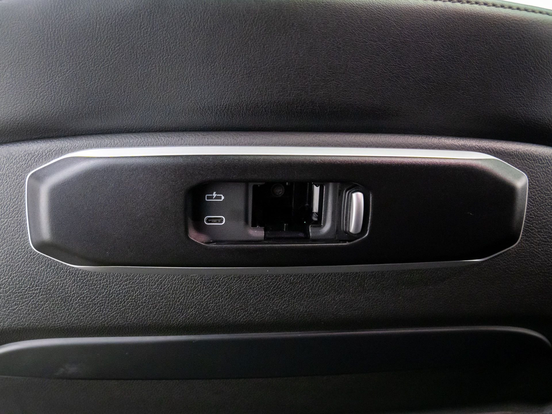 New 2026 Skyscraper Grey Metallic BMW xDrive40i image 20