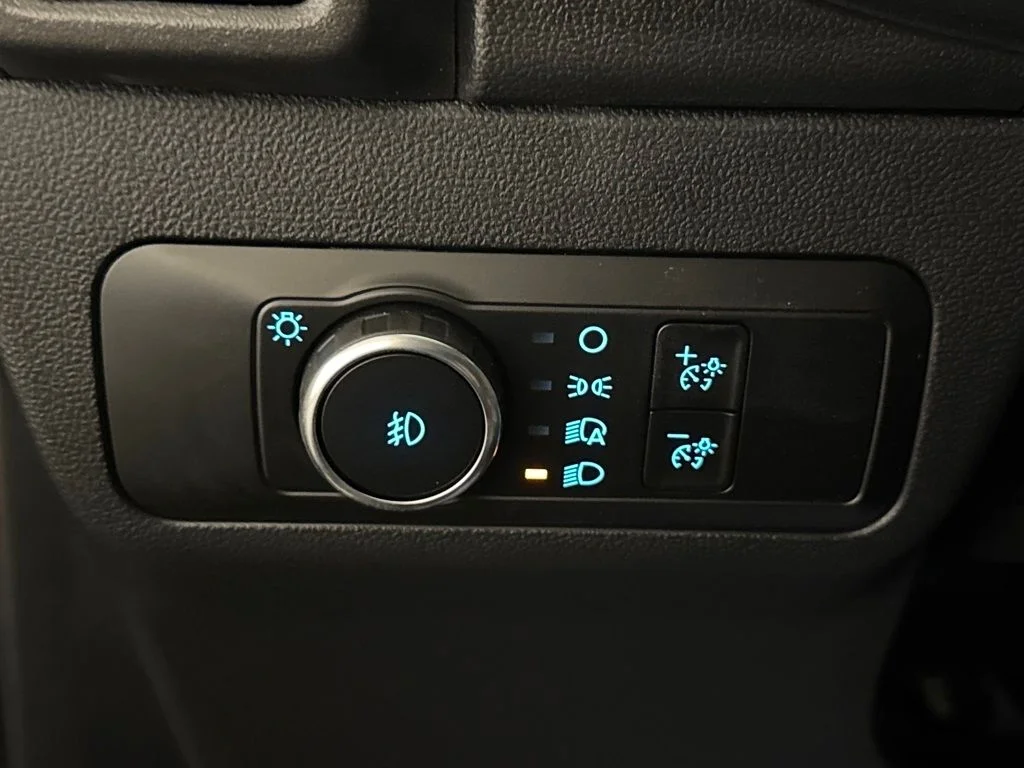 New 2026 Black Ford Outer Banks image 32