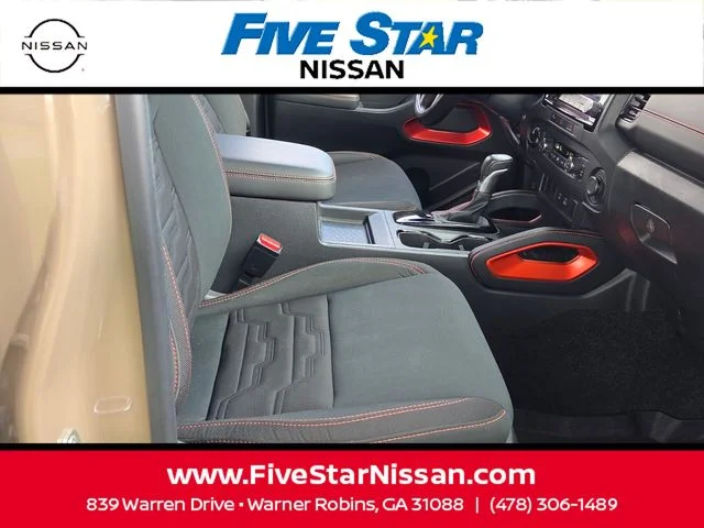 Used 2024  Nissan PRO-4X image 15