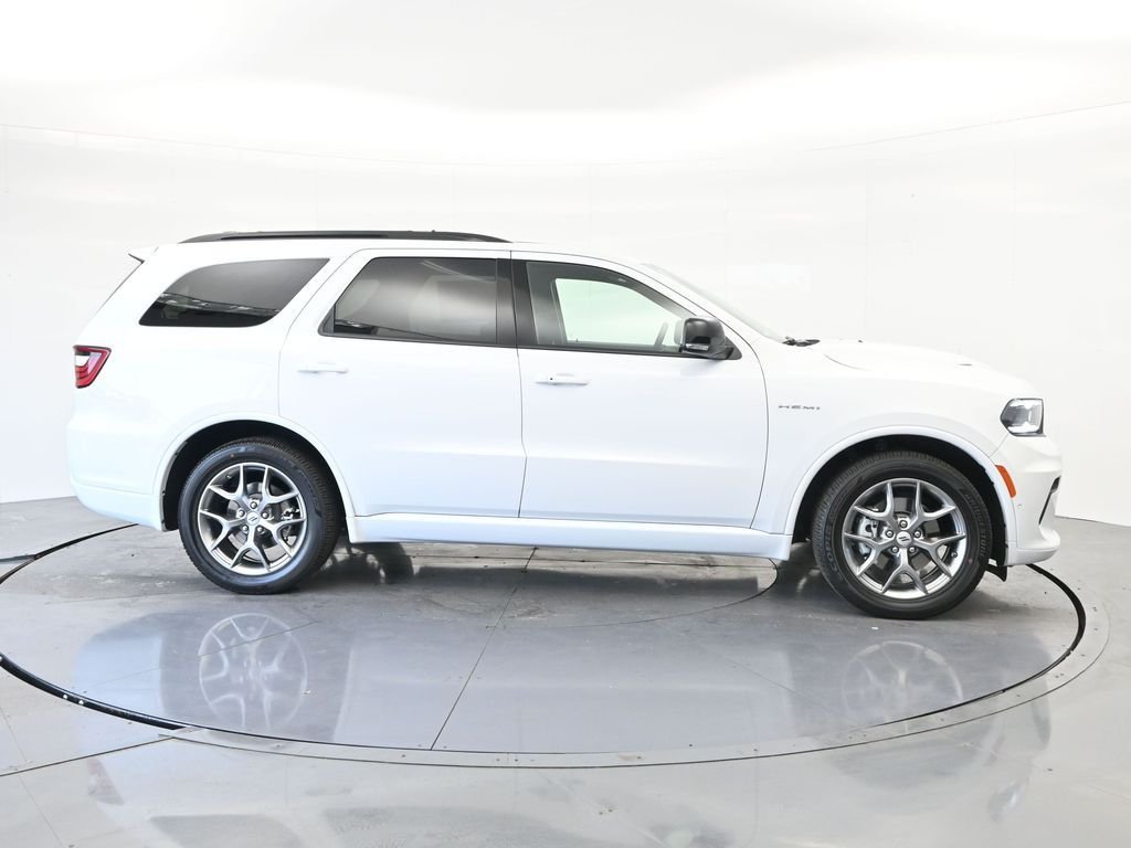 New 2026 White Knuckle Clear-Coat Exterior Paint Dodge GT Plus HEMI V8 image 6