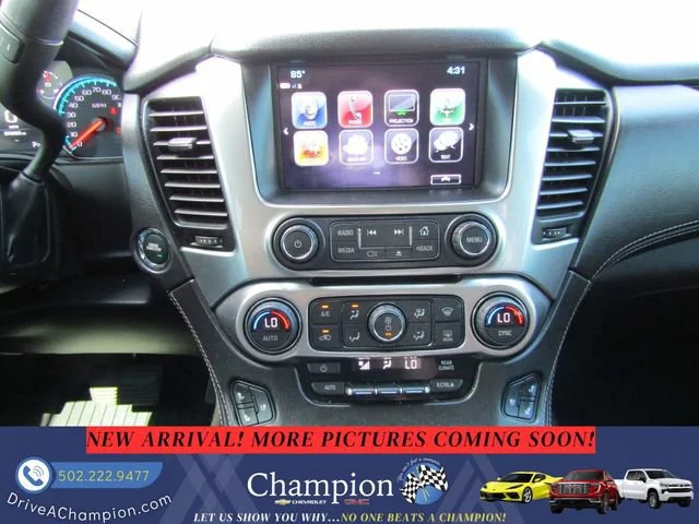 Used 2019 IRIDESCENT PEARL TRICOAT Chevrolet Premier image 21
