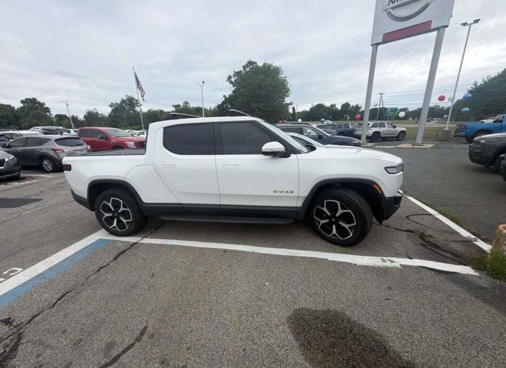 Used 2022 White Rivian Adventure image 1
