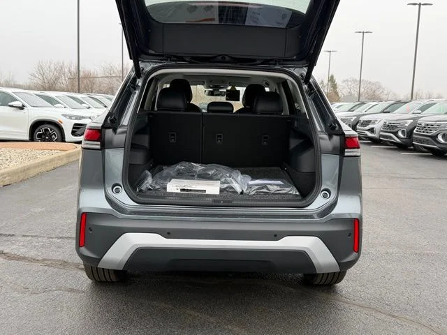 New 2026 Silver Volkswagen 2.0T SE image 3