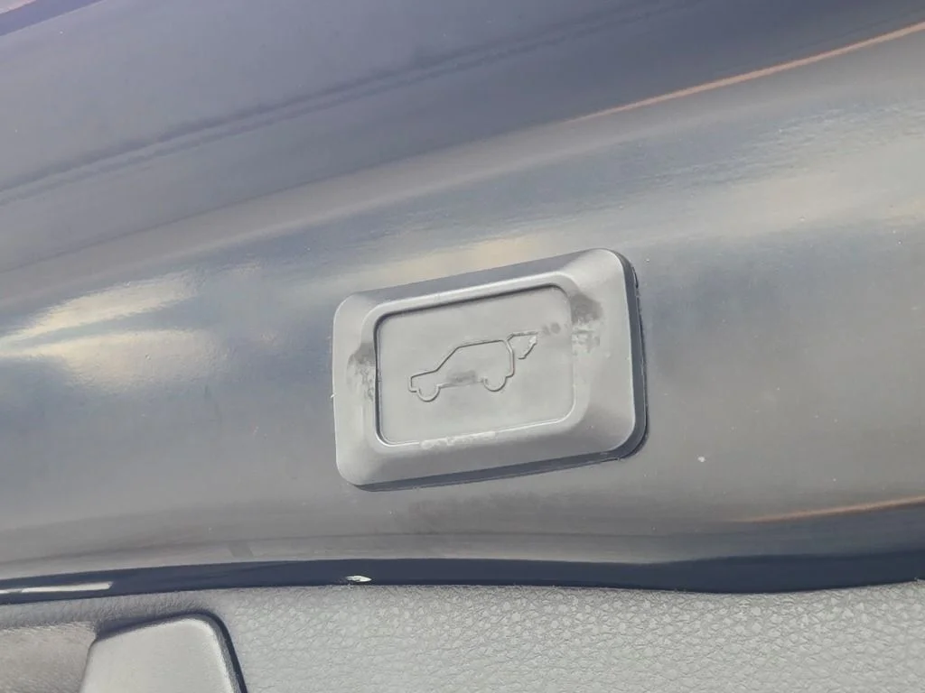 Used 2020 Black Toyota XLE image 14