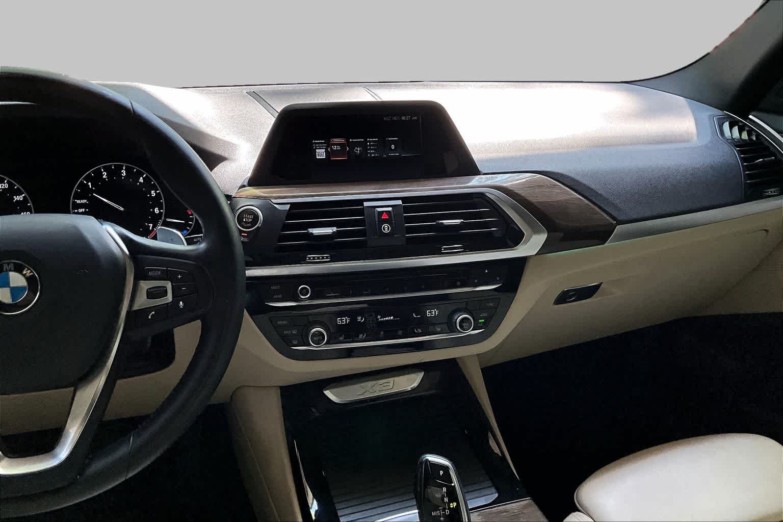 Used 2018 Phytonic Blue Metallic BMW xDrive30i image 6