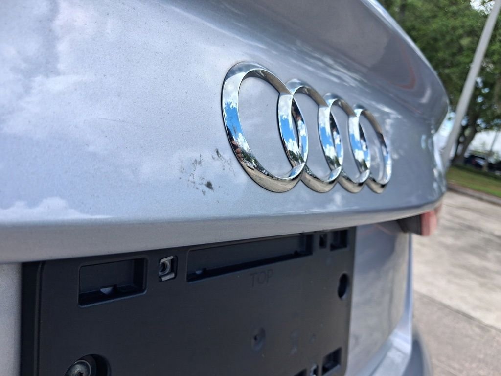 Used 2024  Audi 40 Premium image 35