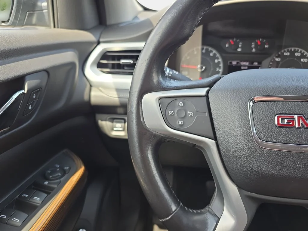 Used 2019 Dark Sky Metallic GMC SLE-2 image 18