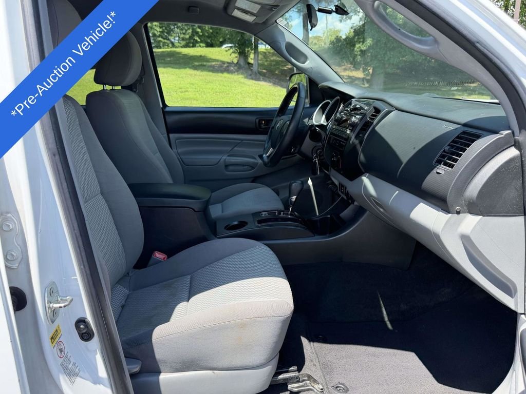 Used 2012 White Toyota Base image 11