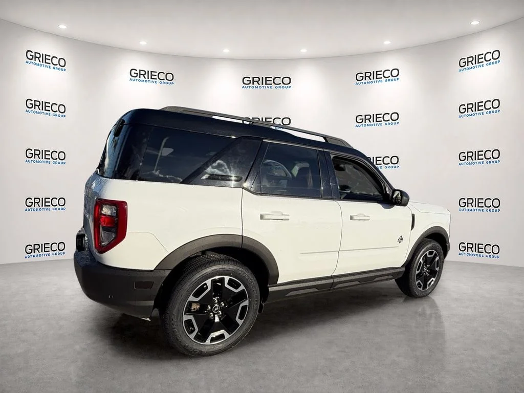 Used 2021 White Ford Outer Banks image 7
