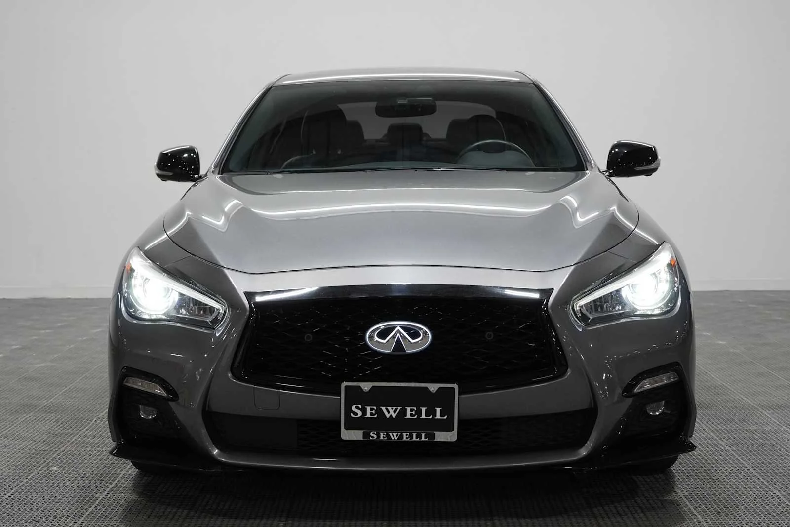 Used 2023 Graphite Shadow INFINITI SENSORY image 2