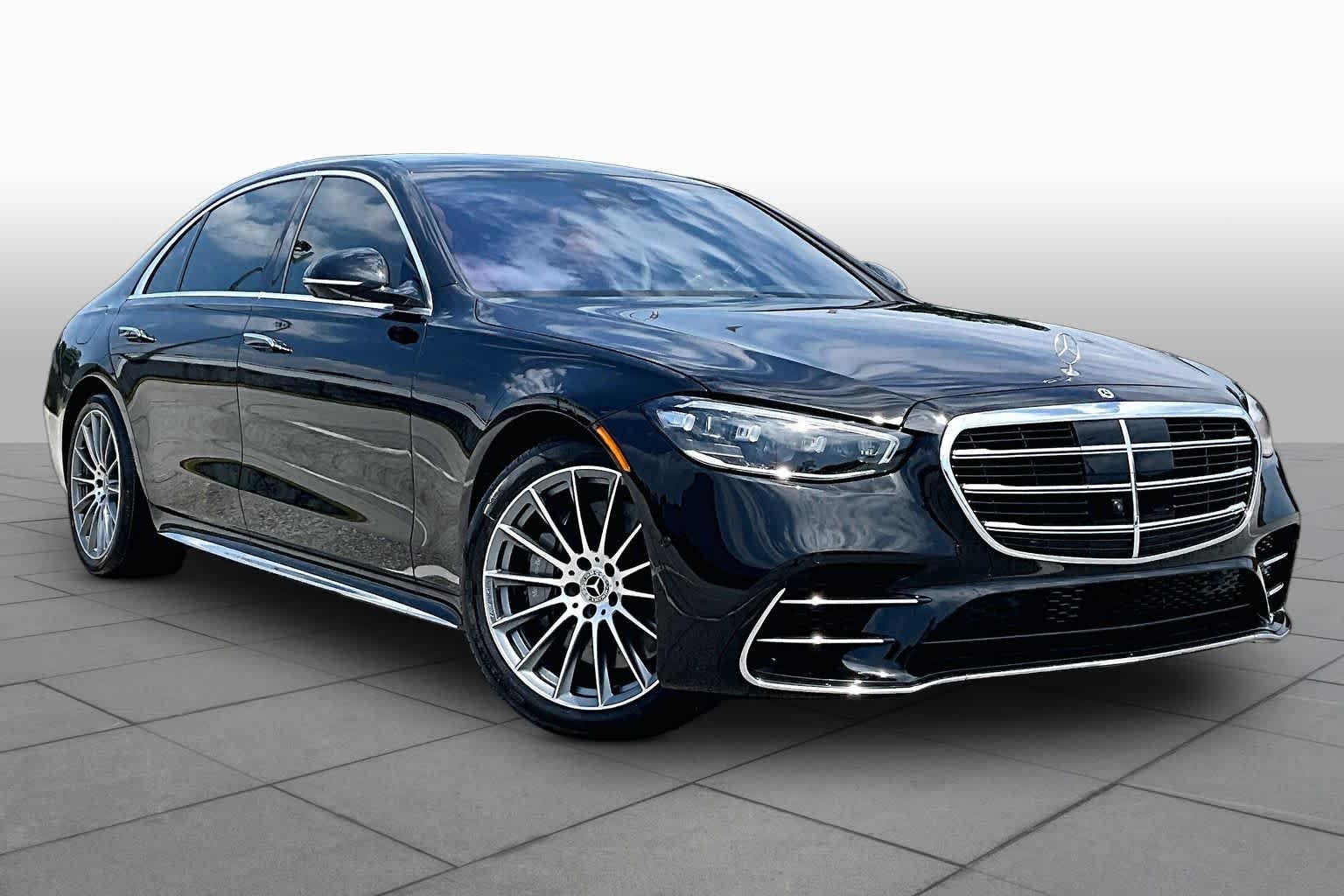 Used 2024 Obsidian Black Metallic Mercedes-Benz S 580 image 3
