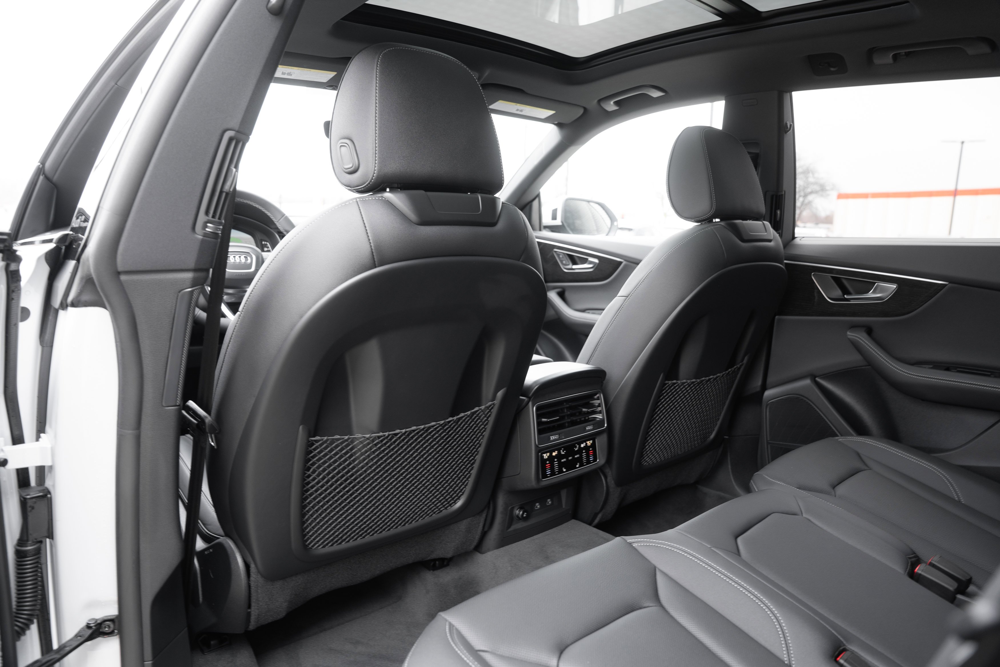 2026 Audi Q8 Premium Plus - Photo 27