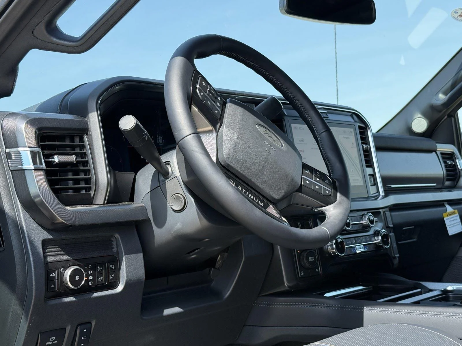 New 2026 Star White Metallic Tri-Coat Ford F-250® Platinum® image 12
