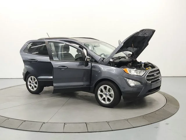 Used 2021  Ford SE image 10