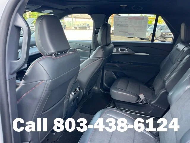 New 2026 Star White Metallic Tri-Coat Ford ST image 11