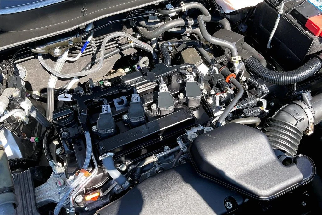 Used 2023 Silver Honda EX-L image 36