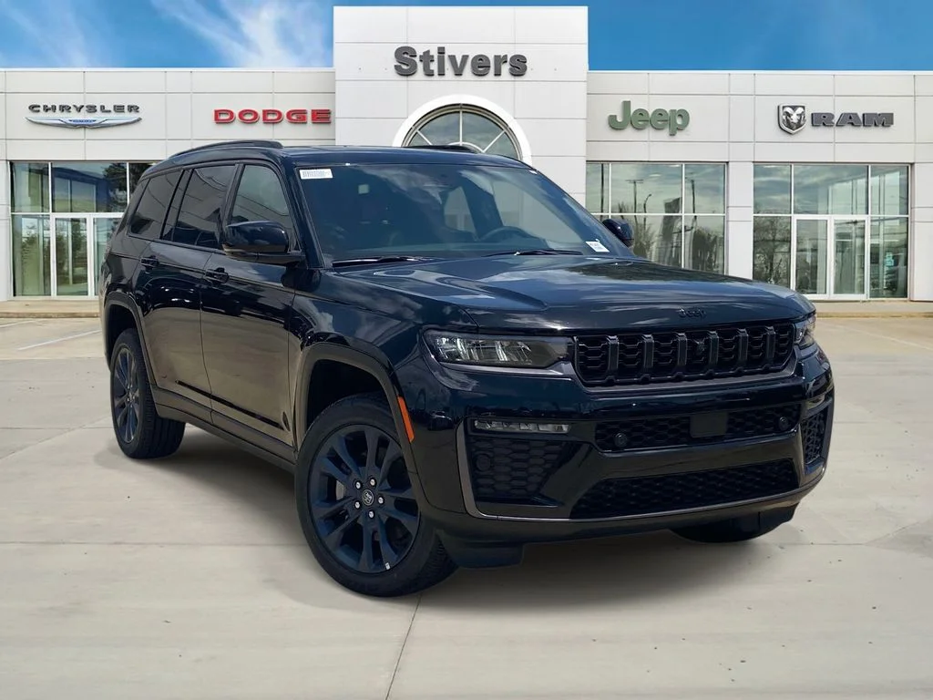 New 2026 Diamond Black Crystal Pearl-Coat Exterior Paint Jeep 85th Anniversary Edition image 1