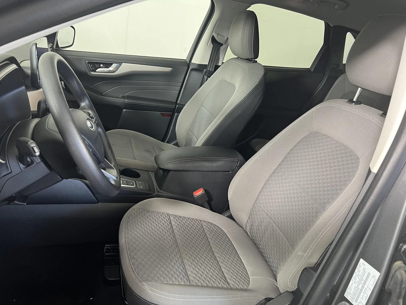 Used 2021 Carbonized Grey Ford SE image 6