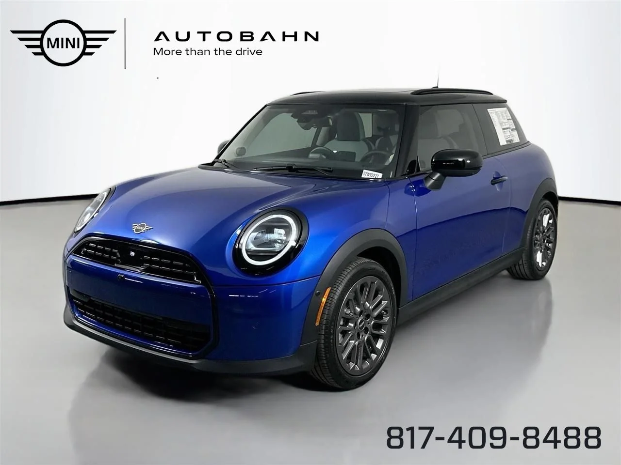2025 MINI Hardtop Cooper's photo