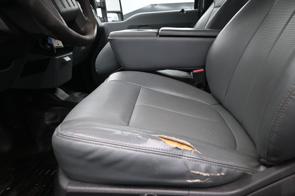 Used 2016 Gray Ford XL image 13