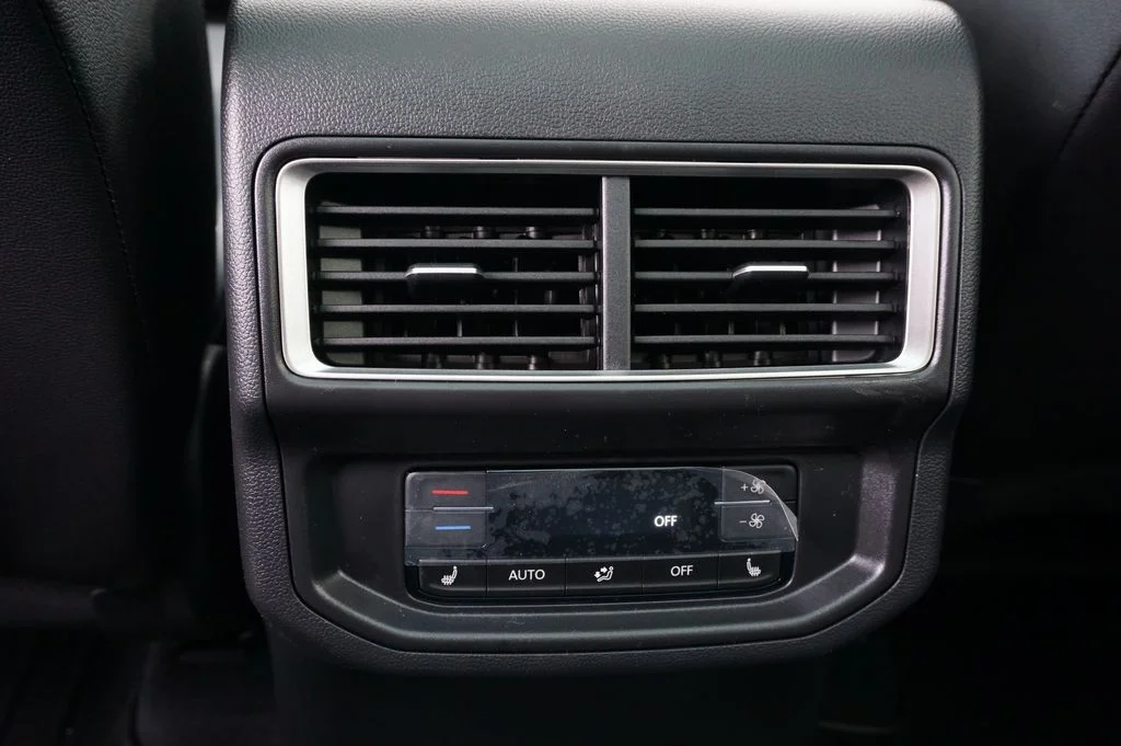 New 2026 Black Volkswagen 2.0T SEL image 33