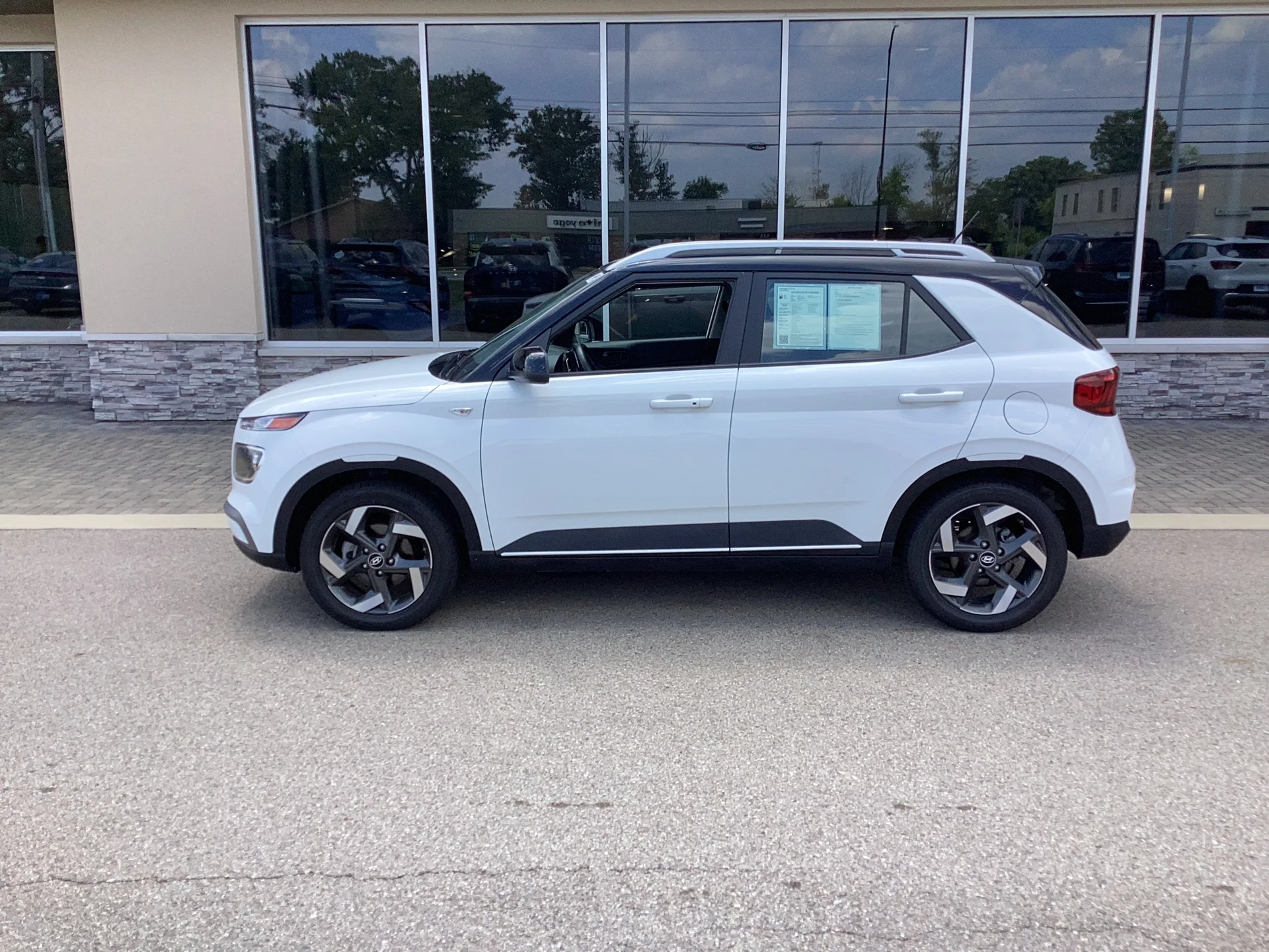 Certified Used 2026 Lunar White/Black Roof Hyundai  image 7