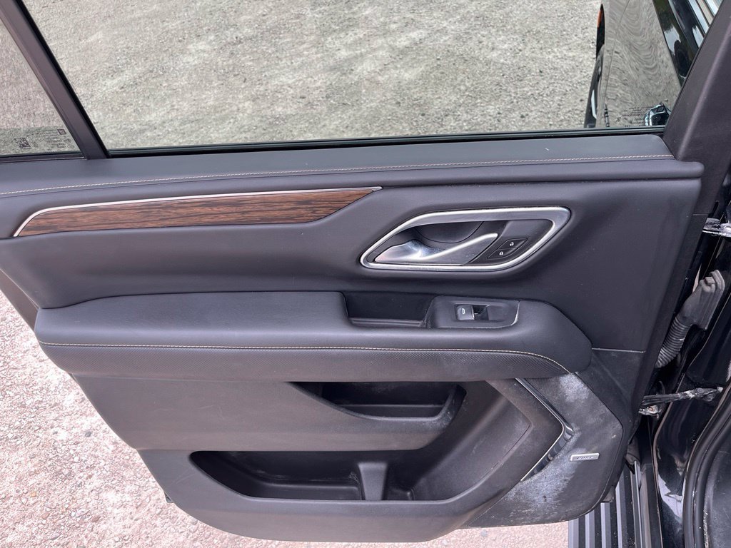 Used 2023 BLACK Chevrolet Premier image 28