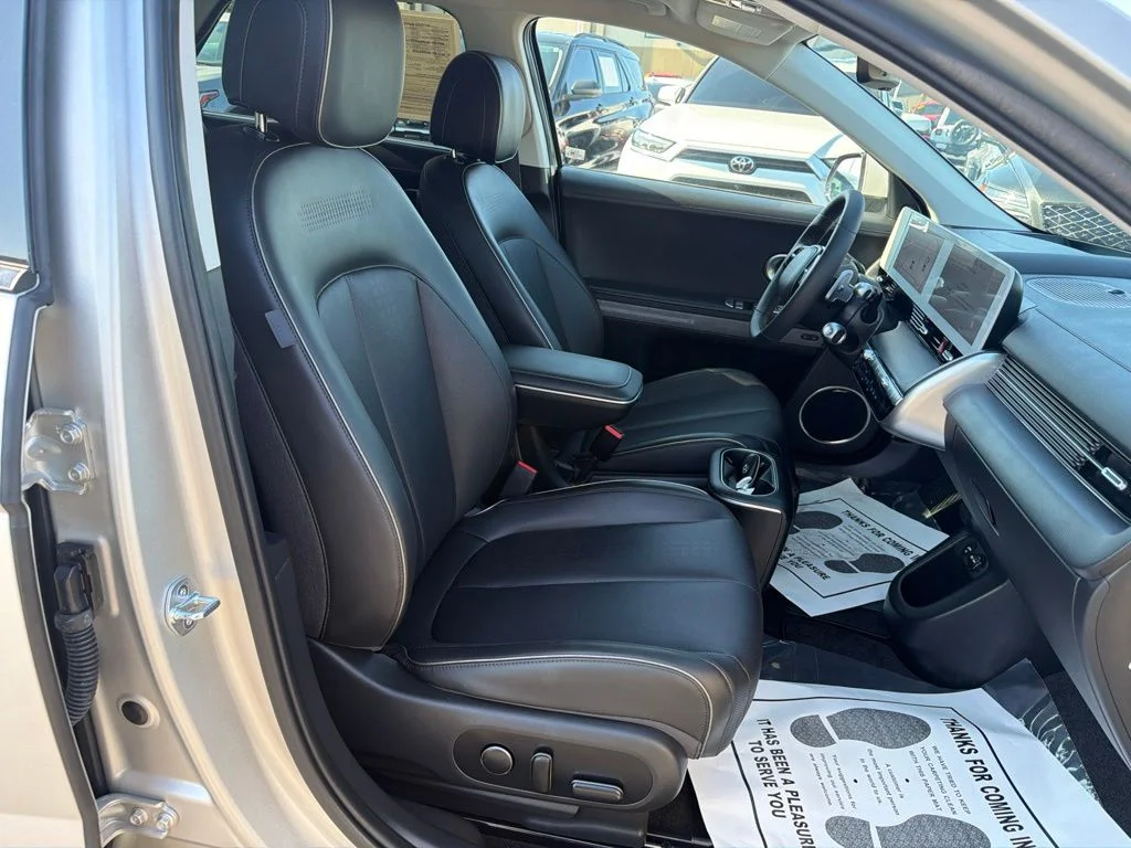 Used 2023 Gold Hyundai Limited image 17
