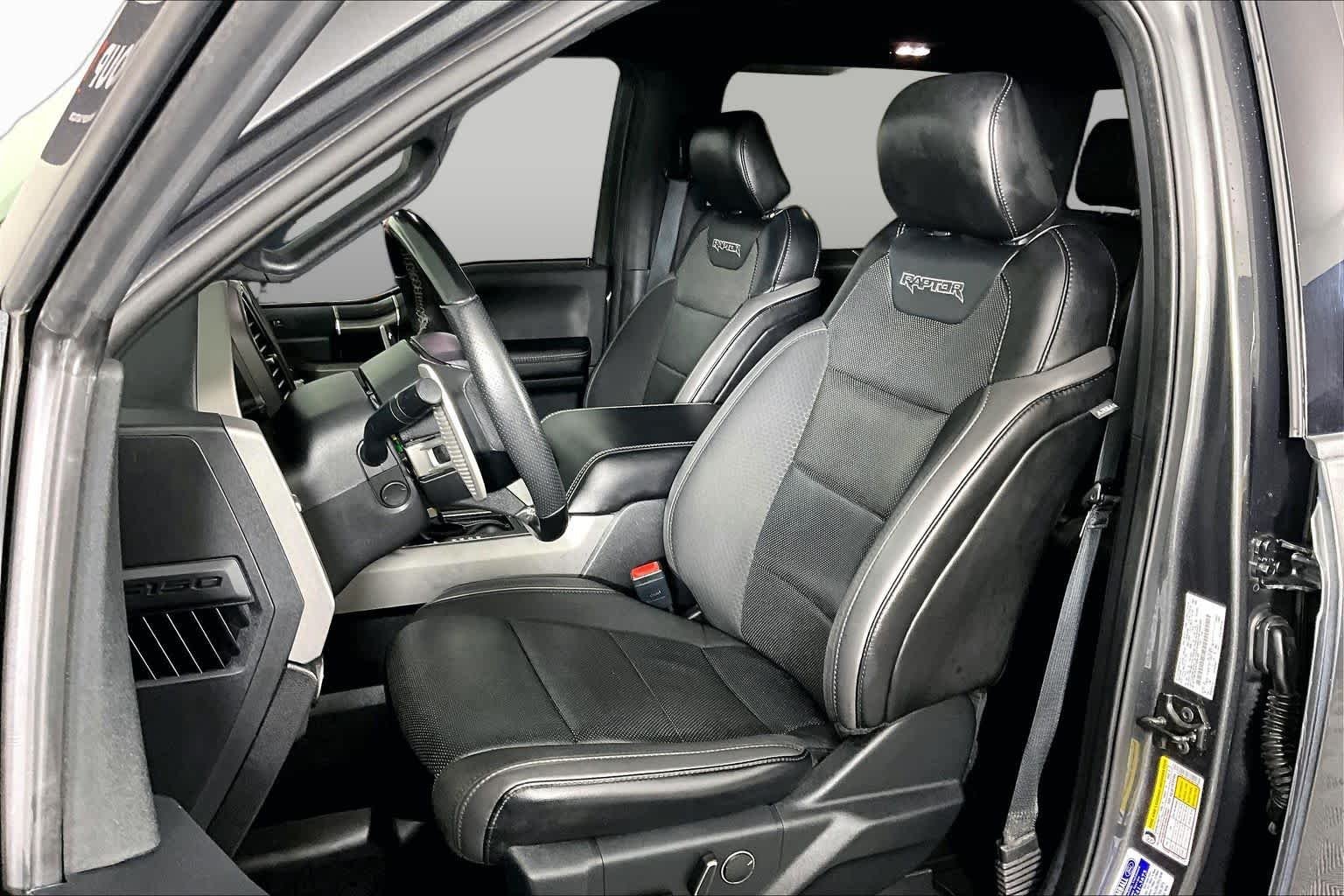 2019 Ford F-150 Raptor - Photo 8