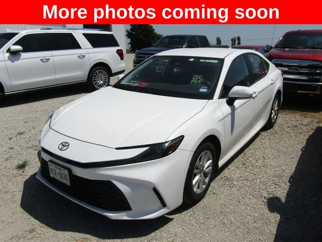 2025 Toyota Camry LE