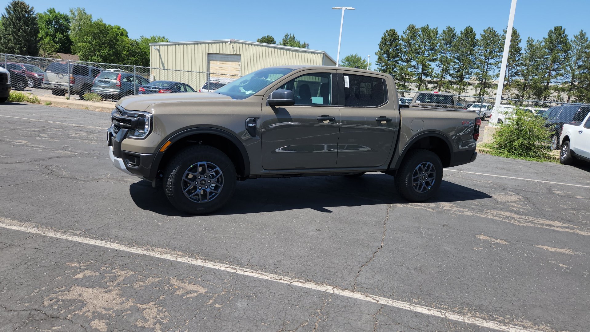 New 2026 Marsh Gray Ford XLT image 3