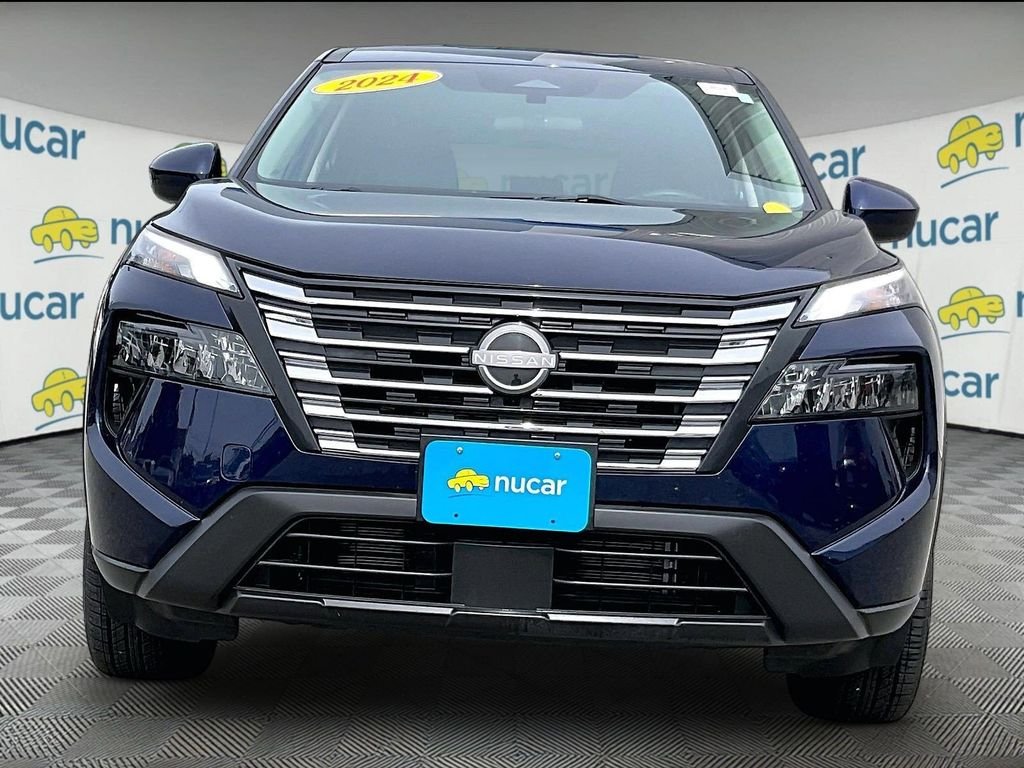 Used 2024 Blue Nissan SV image 2