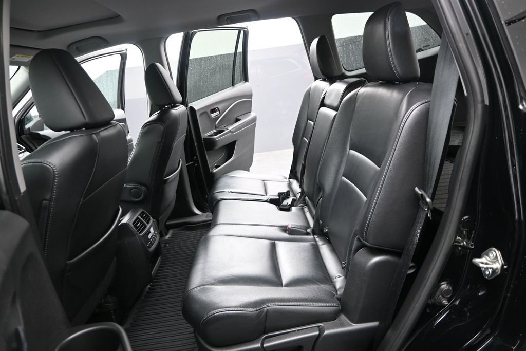 Used 2018  Honda EX-L image 14