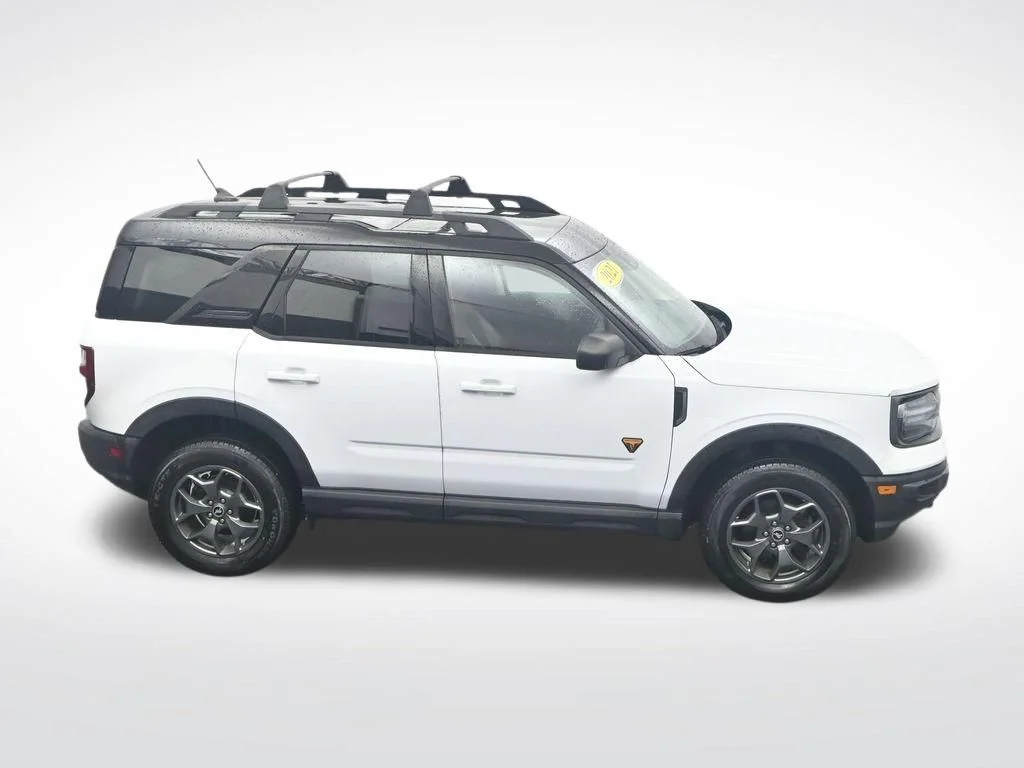 Certified Used 2021 Oxford White Ford Badlands image 40