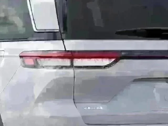 2025 Jeep Grand Cherokee Limited - Photo 46