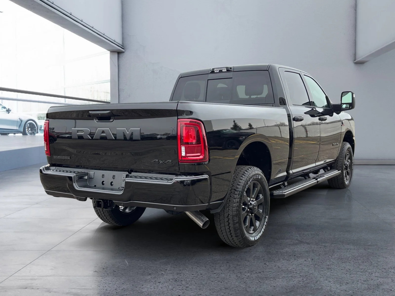 New 2027 Diamond Black Crystal Pearl Ram Big Horn image 5
