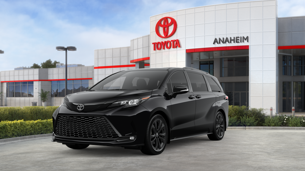 2026 Toyota Sienna XSE 7-Passenger FWD