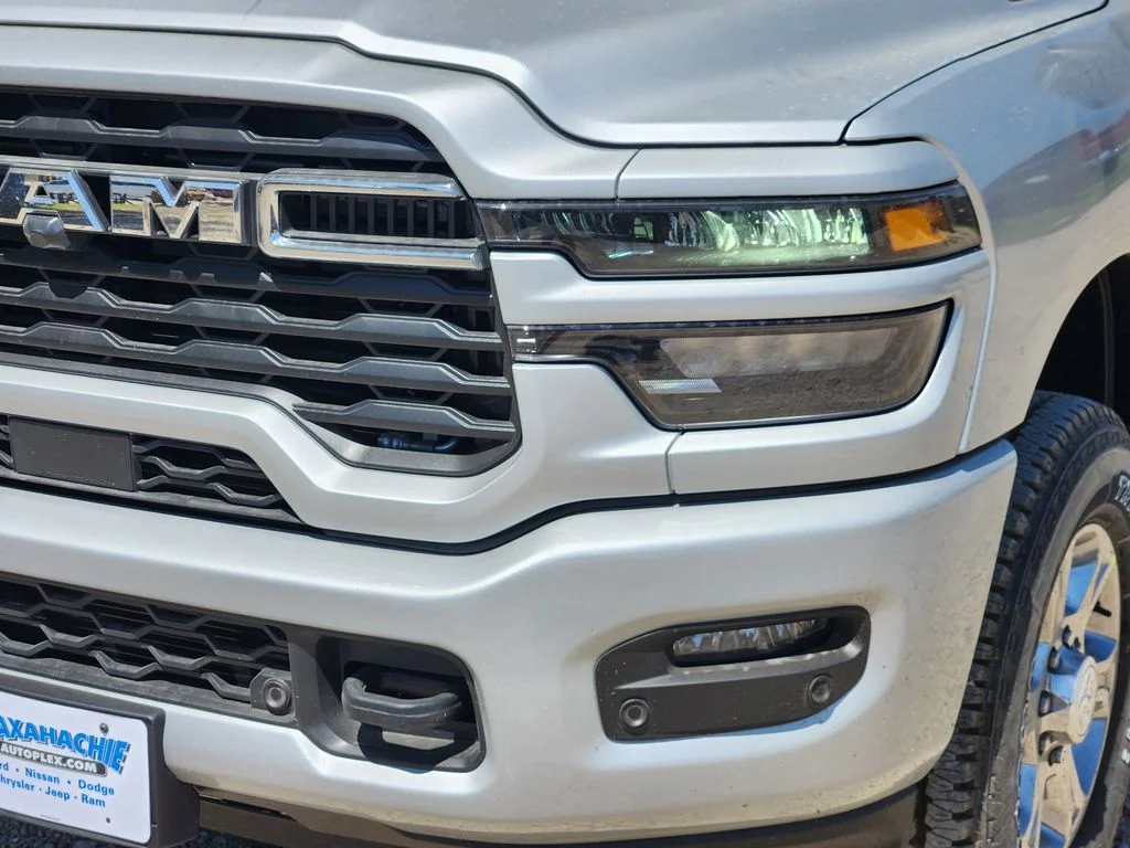 New 2026 Silver-Zynith Exterior Paint RAM Big Horn image 5
