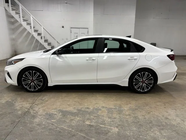 Used 2023 White Kia GT image 4