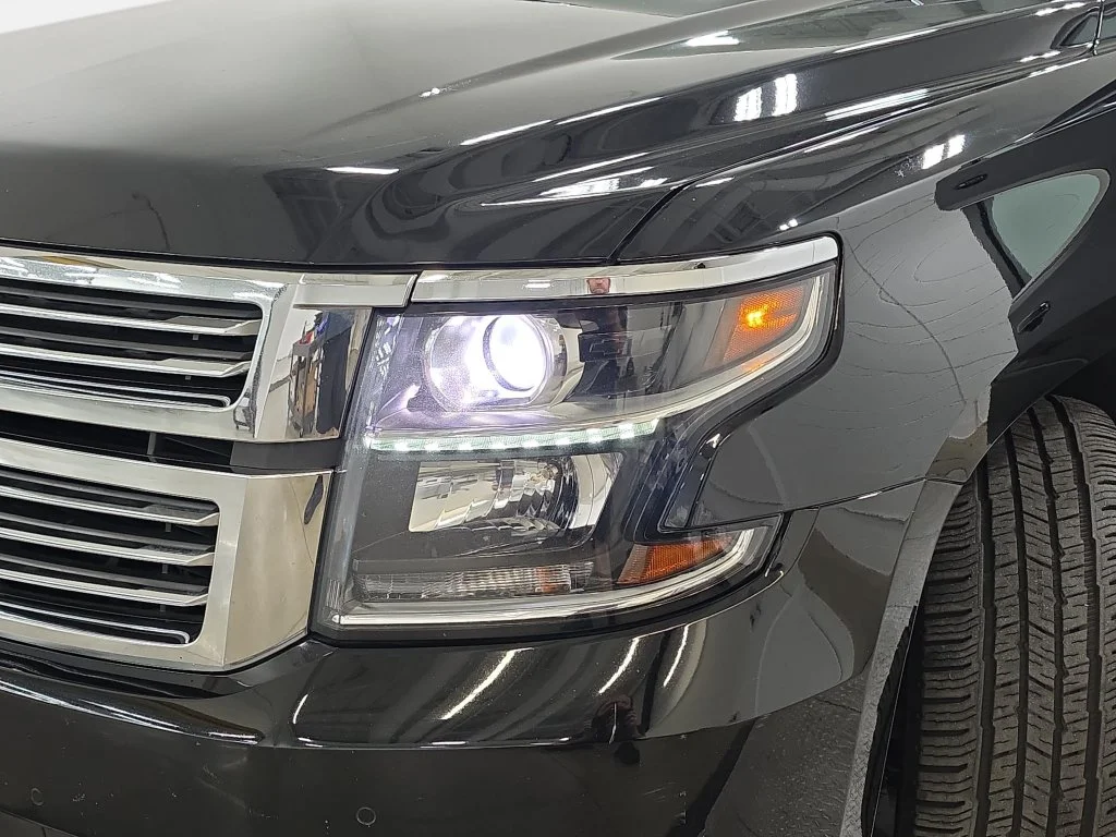 Used 2020 Black Chevrolet Premier image 31